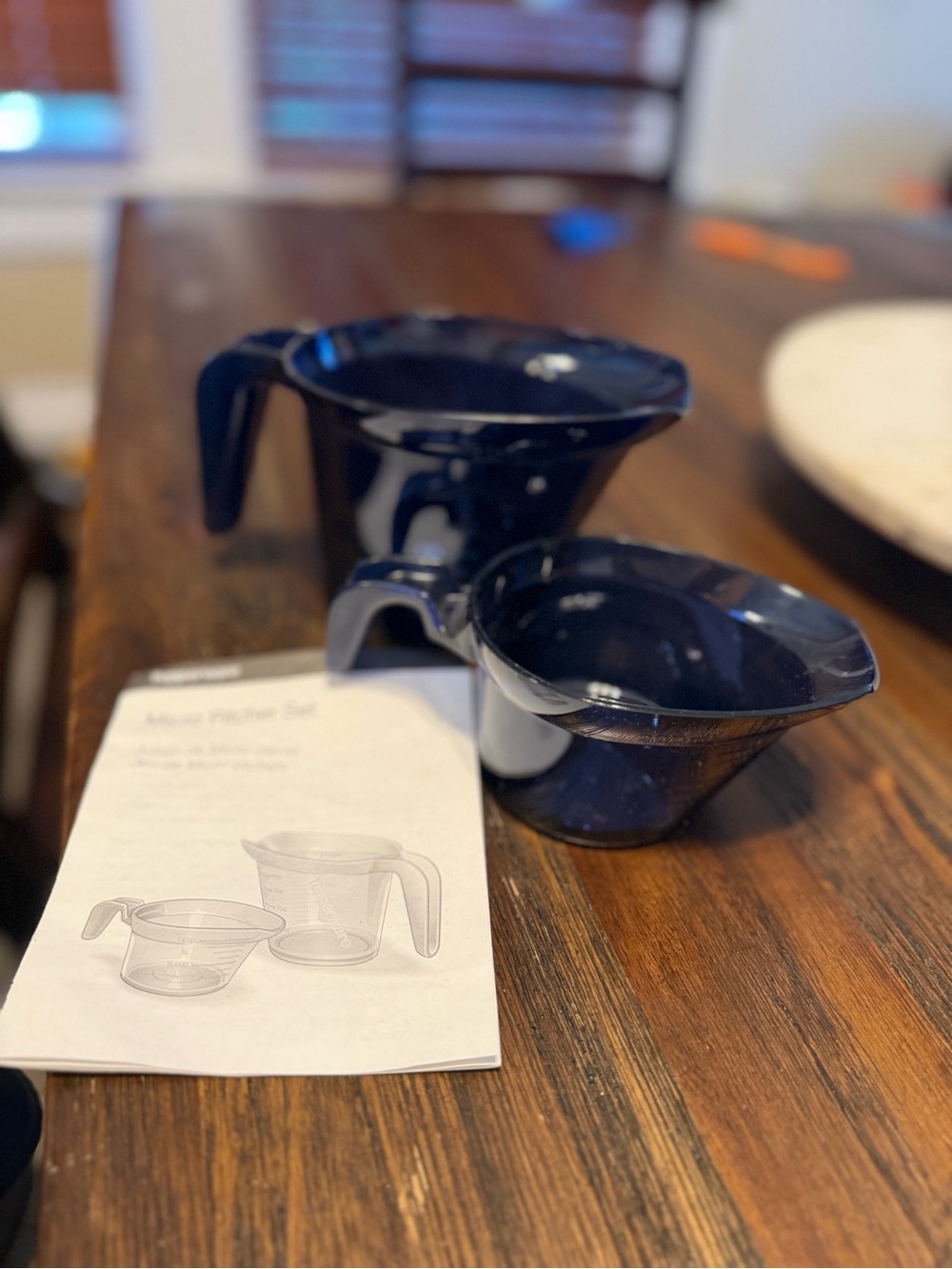 1 cup & 2 Cup Tupperware Micro cook Measuring cups new